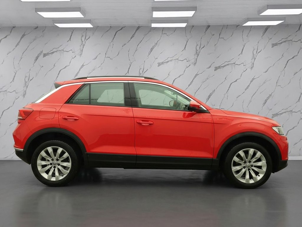 Used Volkswagen T-Roc 2020 for sale - 77250629: Photo 6