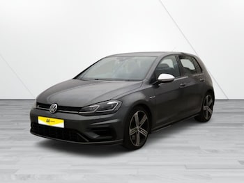 Used Volkswagen Golf 2019 for sale - 76386468: Photo