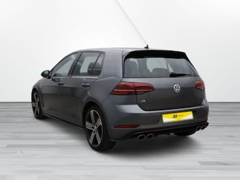 Used Volkswagen Golf 2019 for sale - 76386468: Photo