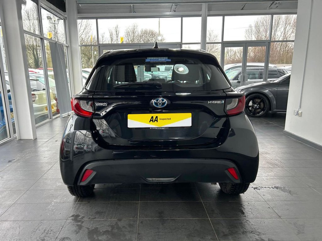 Used Toyota Yaris 2022 for sale - 77806395: Photo 10