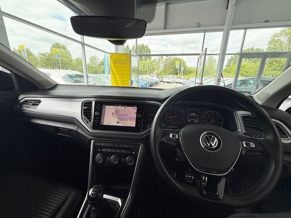 Used Volkswagen T-Roc 2021 for sale - 75286814: Photo 16