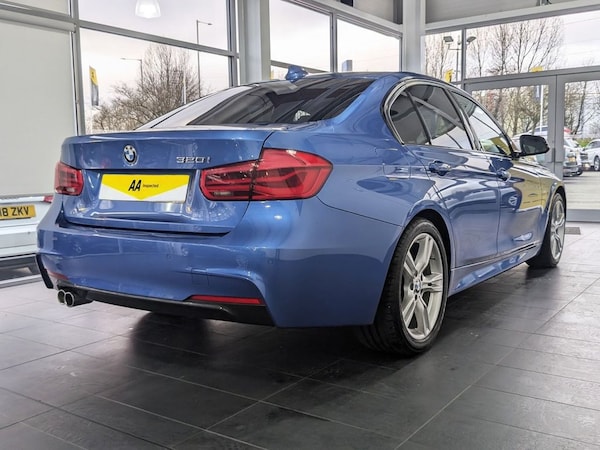 Used BMW 3 Series 2018 for sale - 76235397: Photo 12
