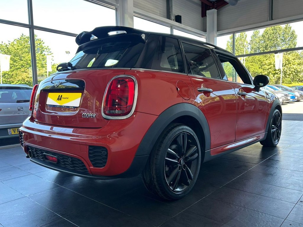 Used MINI Hatch 2020 for sale - 76235282: Photo 12