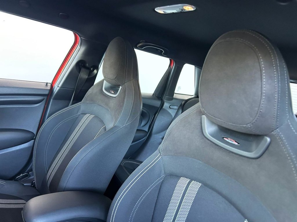 Used MINI Hatch 2020 for sale - 76235282: Photo 13