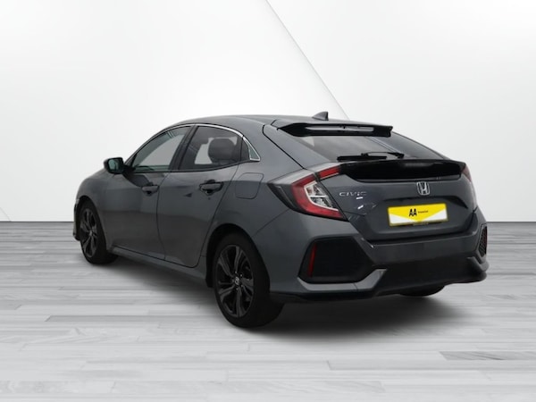 Used Honda Civic 2019 for sale - 76148123: Photo 3