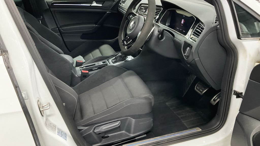 Used Volkswagen Golf 2020 for sale - 77835606: Photo 13