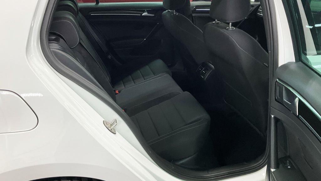 Used Volkswagen Golf 2020 for sale - 77835606: Photo 14