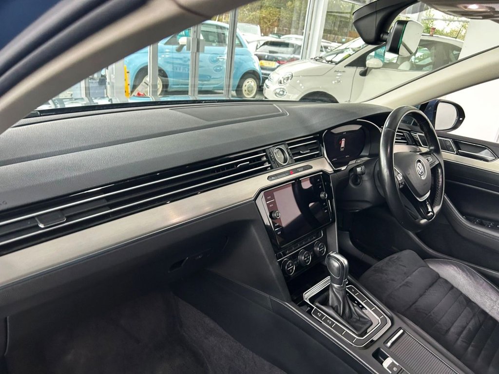 Used Volkswagen Passat 2018 for sale - 76210548: Photo 16