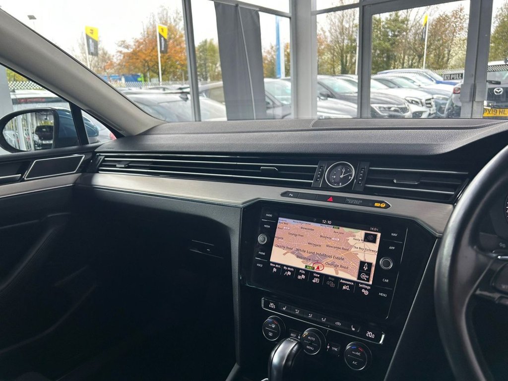 Used Volkswagen Passat 2018 for sale - 76210548: Photo 17