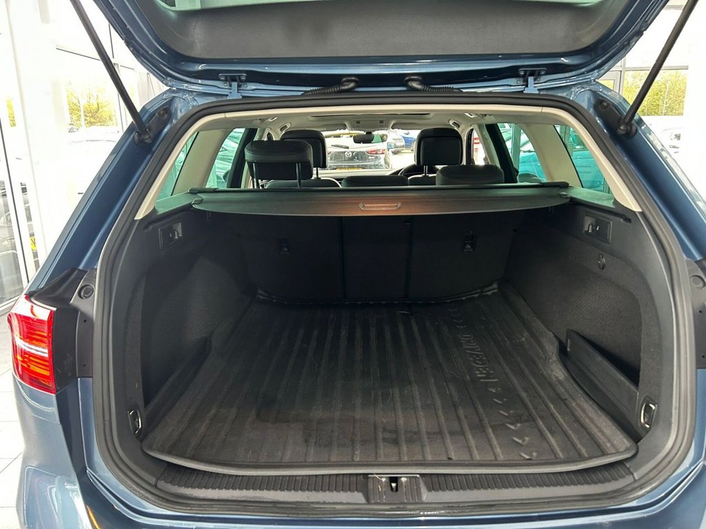 Used Volkswagen Passat 2018 for sale - 76210548: Photo 24