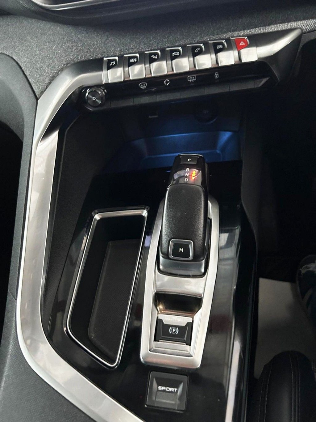 Used Peugeot 3008 2018 for sale - 77546887: Photo 17