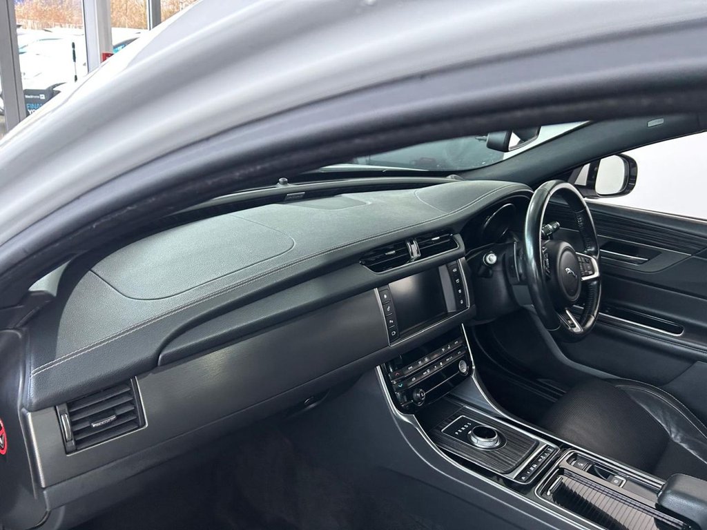 Used Jaguar XF 2016 for sale - 77849642: Photo 15