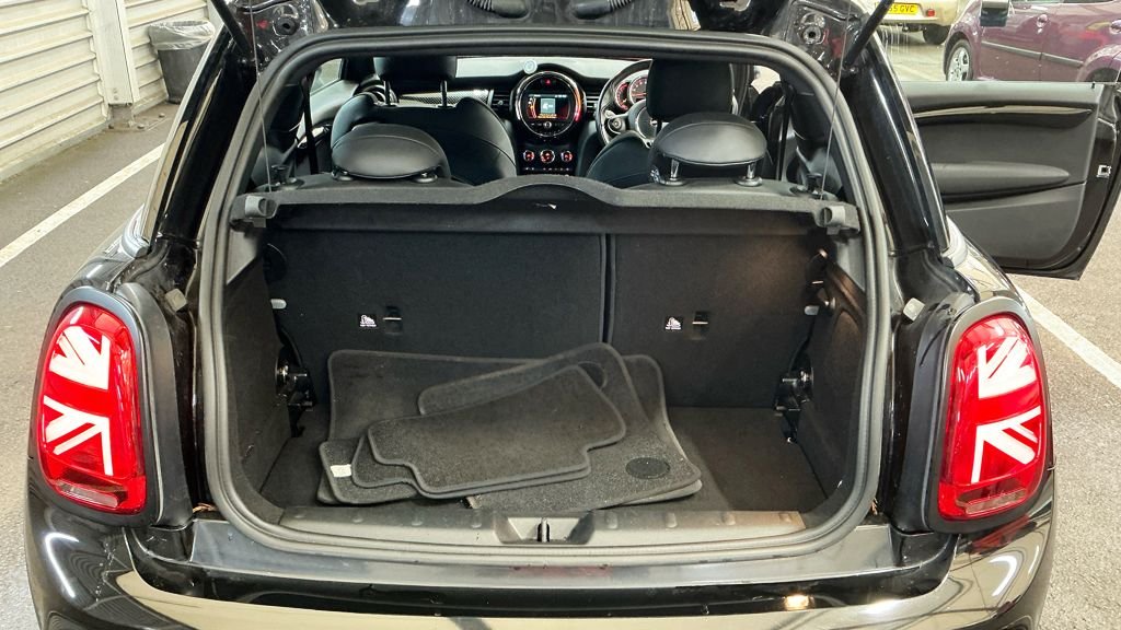 Used MINI Hatch 2021 for sale - 77250628: Photo 13