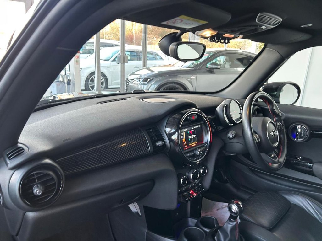 Used MINI Hatch 2021 for sale - 77250628: Photo 15