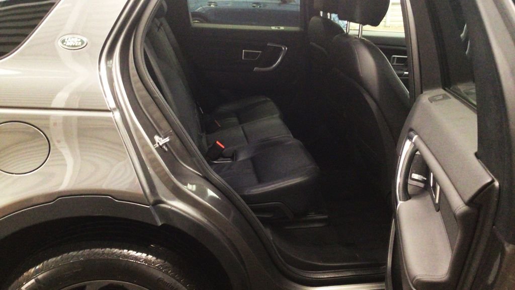 Used Land Rover Discovery Sport 2018 for sale - 76841562: Photo 11