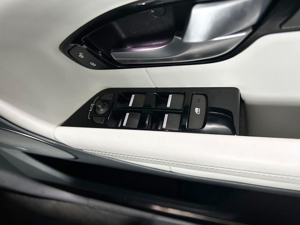 Used Land Rover Range Rover Evoque 2018 for sale - 77227437: Photo 22