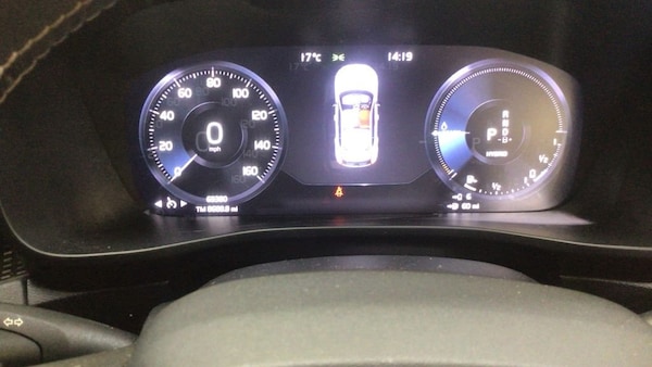 Used Volvo XC40 2020 for sale - 76172997: Photo 9