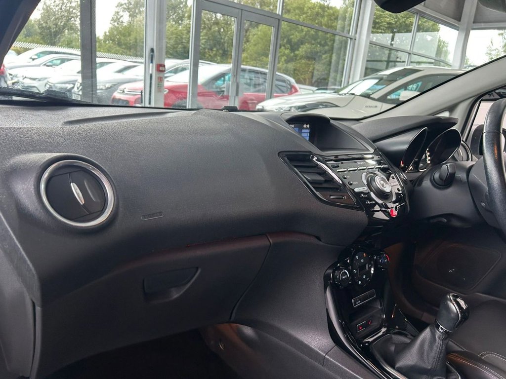 Used Ford Fiesta 2016 for sale - 75801983: Photo 14