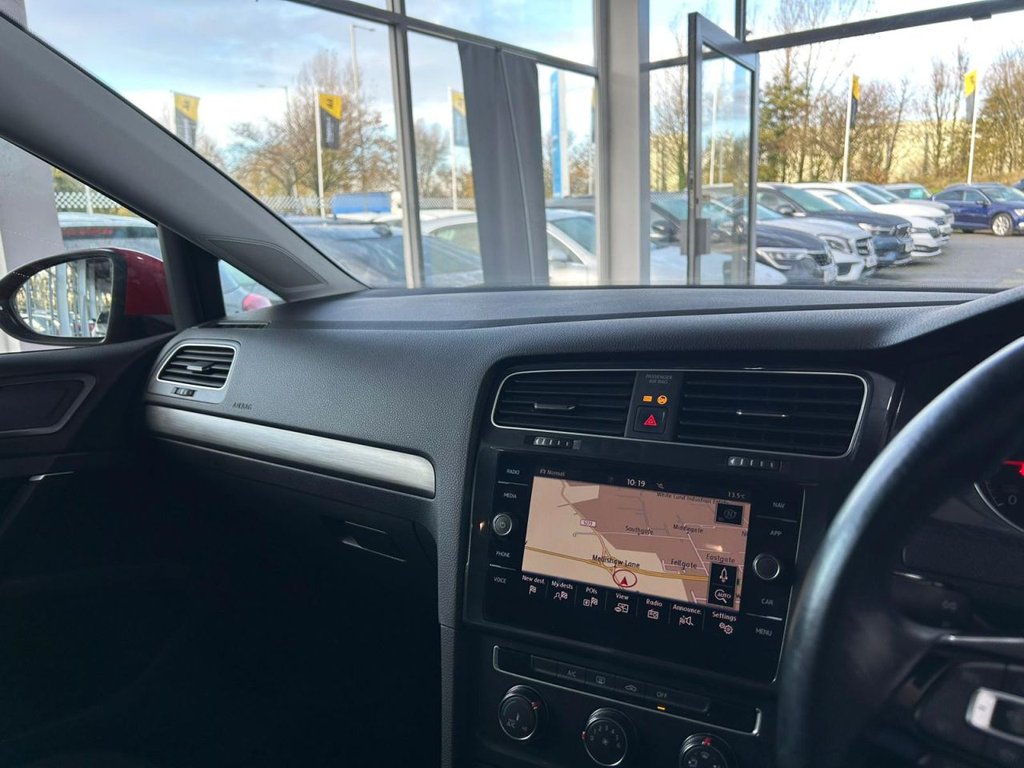 Used Volkswagen Golf 2019 for sale - 77507186: Photo 16