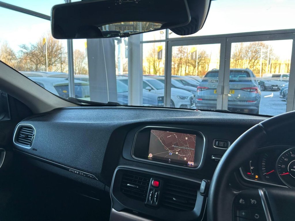 Used Volvo V40 Cross Country 2017 for sale - 76841417: Photo 17