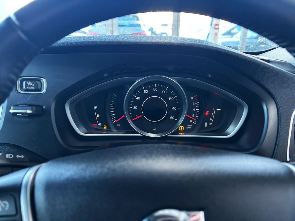 Used Volvo V40 Cross Country 2017 for sale - 76841417: Photo 19