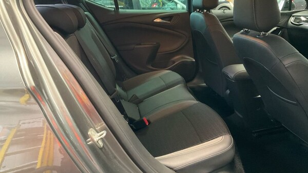 Used Vauxhall Astra 2021 for sale - 76173040: Photo 11