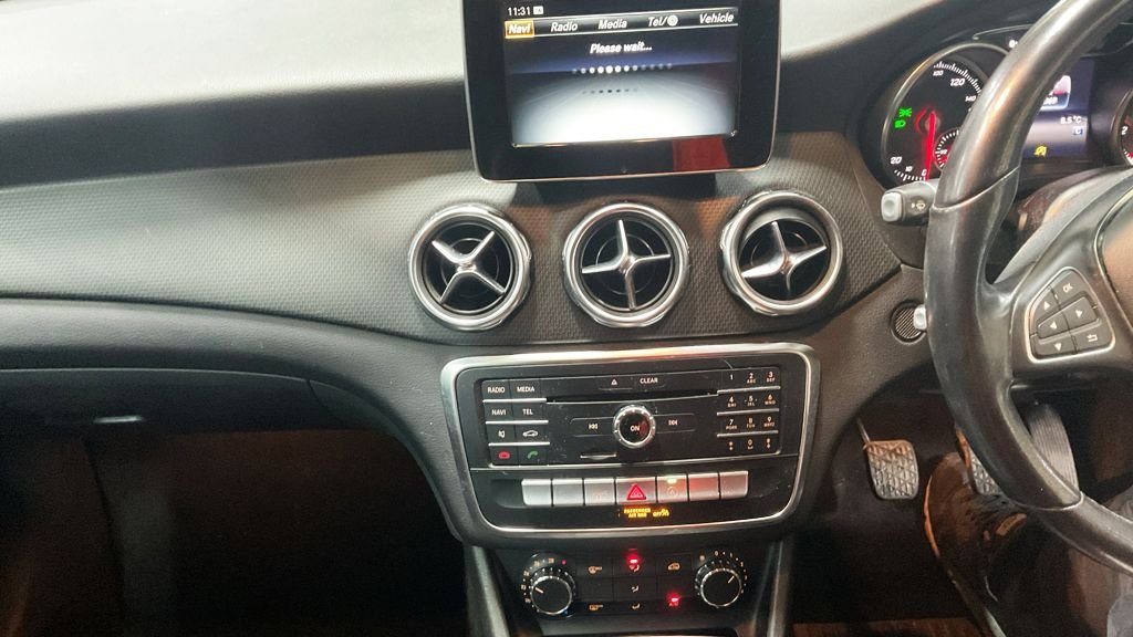 Used Mercedes-Benz GLA 2018 for sale - 76841558: Photo 7