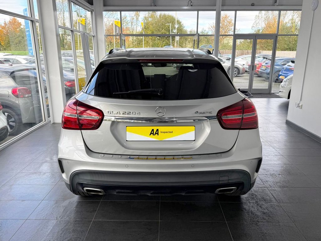 Used Mercedes-Benz GLA 2018 for sale - 76173055: Photo 10