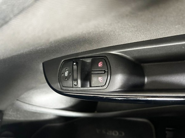 Used Vauxhall Corsa 2018 for sale - 76119197: Photo 11