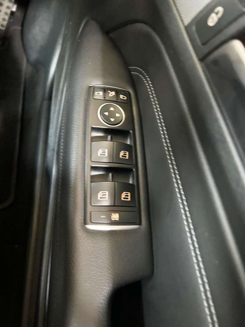 Used Mercedes-Benz E Class 2015 for sale - 77187954: Photo 27