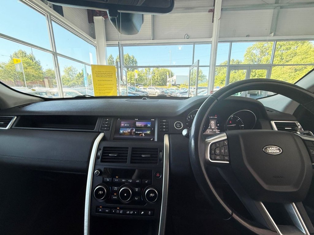 Used Land Rover Discovery Sport 2016 for sale - 76496536: Photo 18