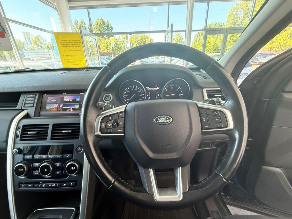 Used Land Rover Discovery Sport 2016 for sale - 76496536: Photo 19