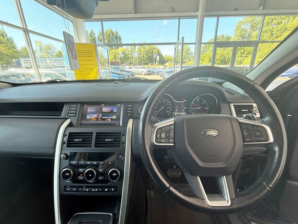 Used Land Rover Discovery Sport 2016 for sale - 76496536: Photo 20