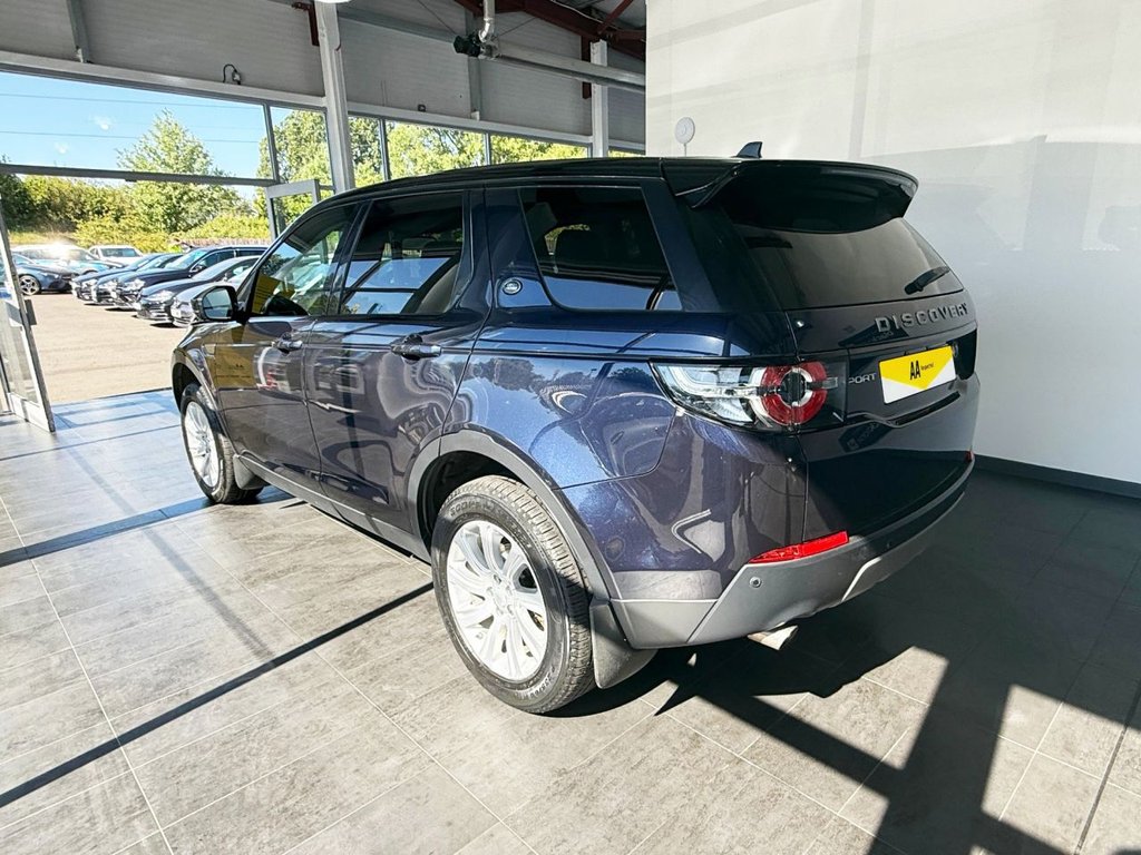 Used Land Rover Discovery Sport 2016 for sale - 76496536: Photo 8