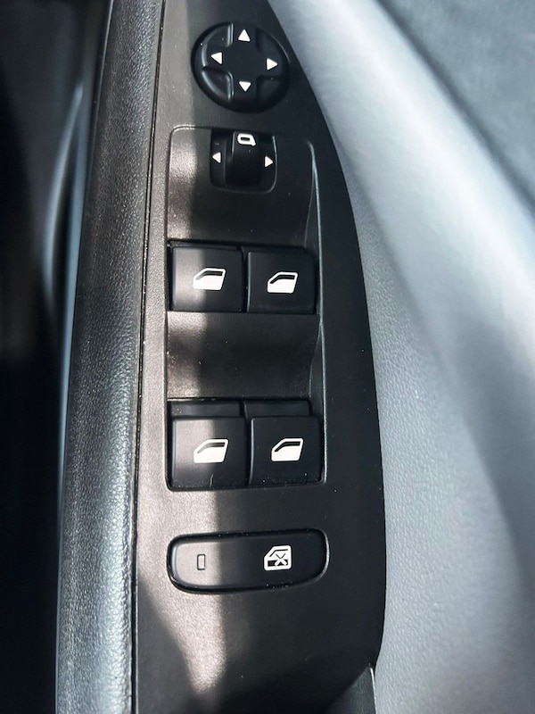 Used Vauxhall Crossland X 2020 for sale - 75397547: Photo 19