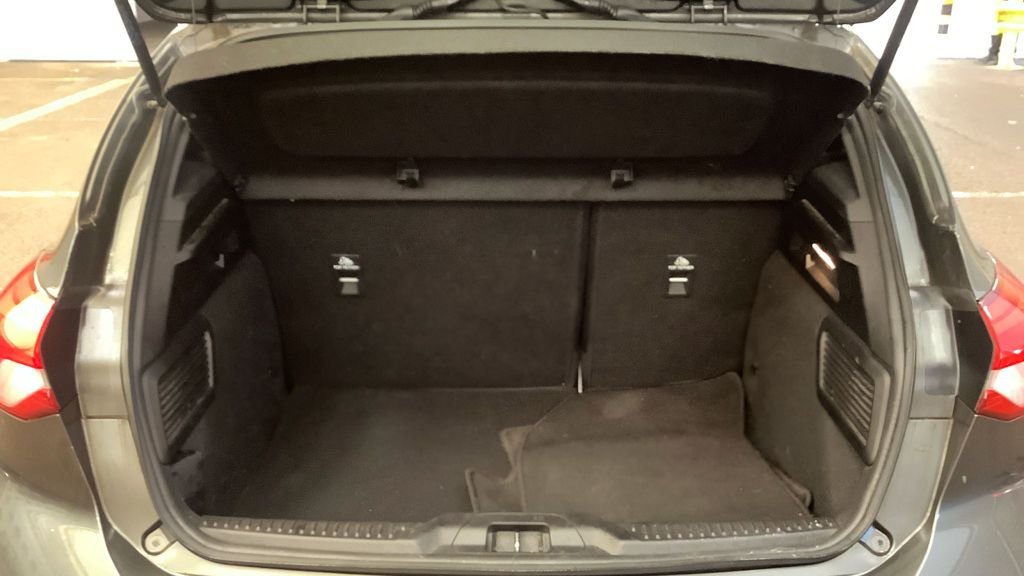 Used Ford Focus 2020 for sale - 76686514: Photo 12