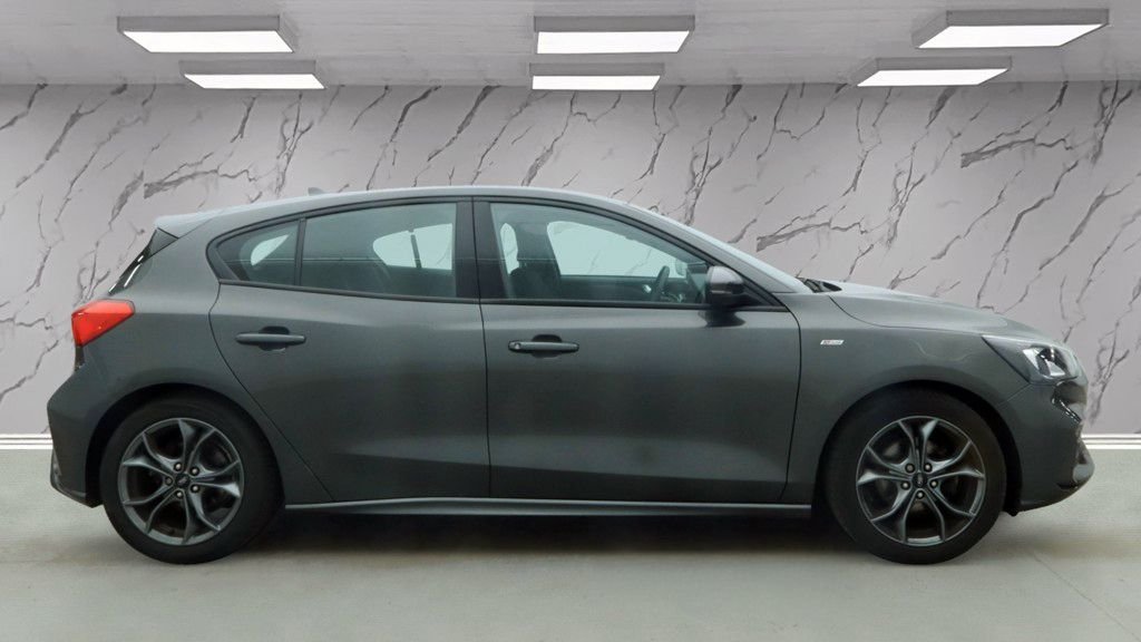 Used Ford Focus 2020 for sale - 76686514: Photo 5