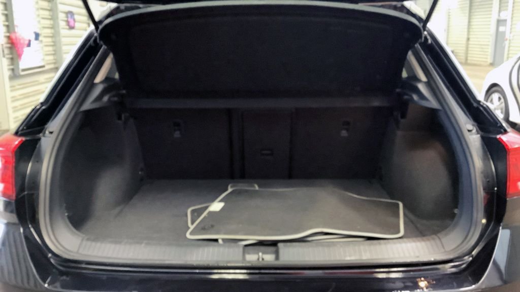 Used Volkswagen T-Roc 2019 for sale - 76406852: Photo 13