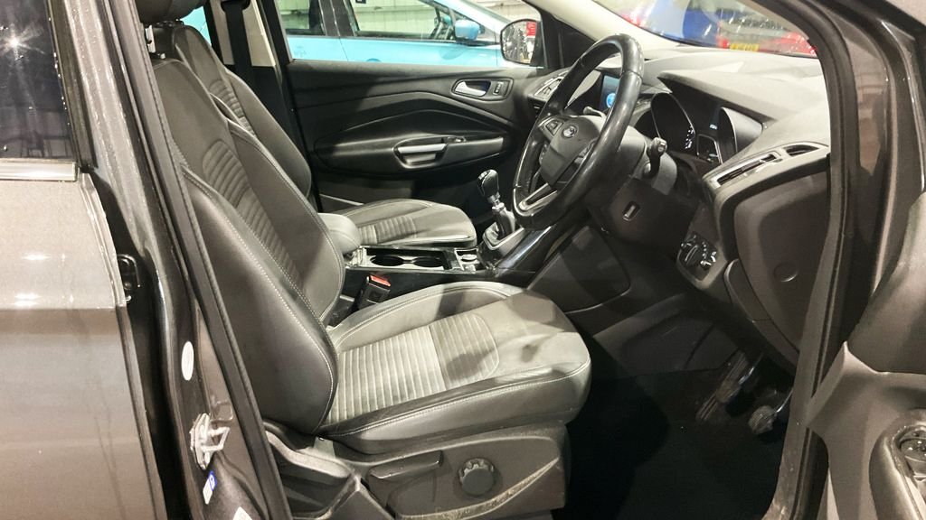 Used Ford Kuga 2018 for sale - 76841543: Photo 11