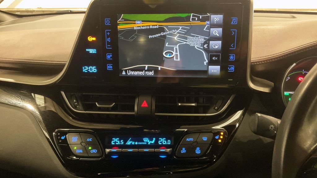 Used Toyota C-HR 2019 for sale - 76406847: Photo 10