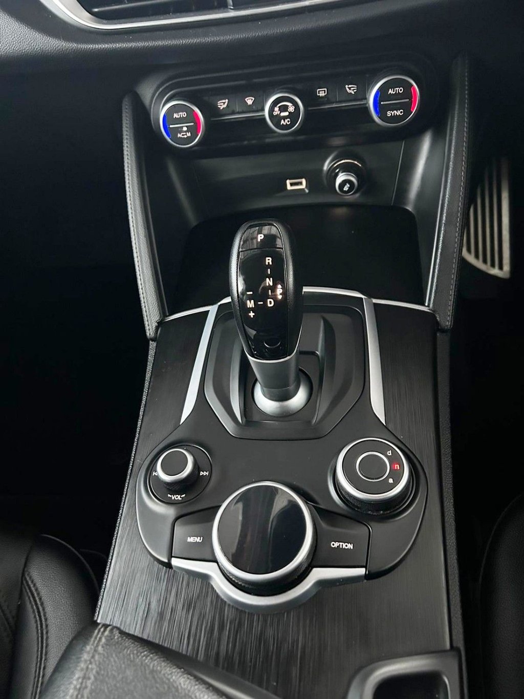 Used Alfa Romeo Stelvio 2020 for sale - 77313185: Photo 18