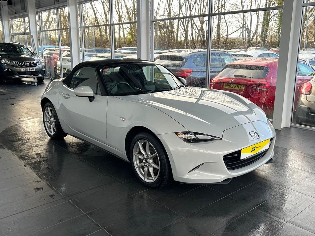 Used Mazda MX-5 2016 for sale - 76867805: Photo 4