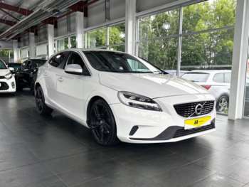 Used Volvo V40 2018 for sale - 75067518: Photo