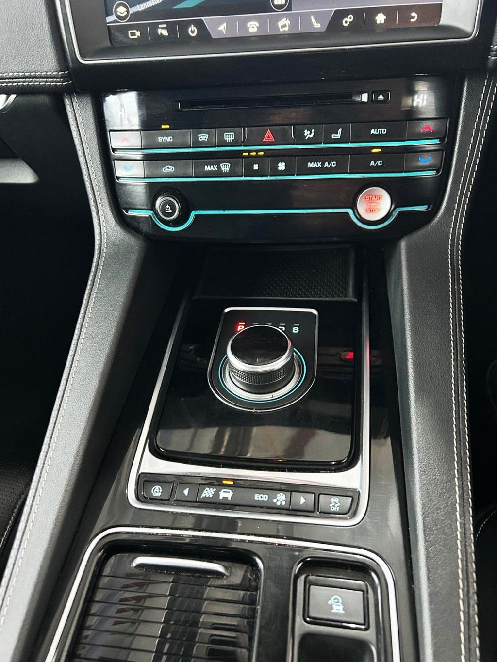 Used Jaguar F-Pace 2020 for sale - 77692936: Photo 19