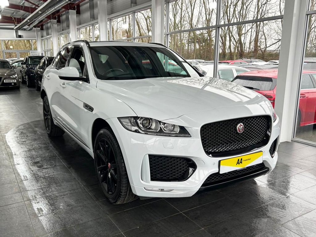 Used Jaguar F-Pace 2020 for sale - 77692936: Photo 4