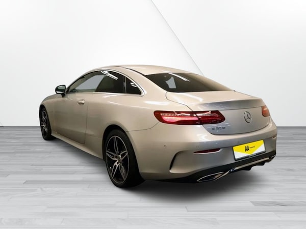 Used Mercedes-Benz E Class 2019 for sale - 76304173: Photo 4