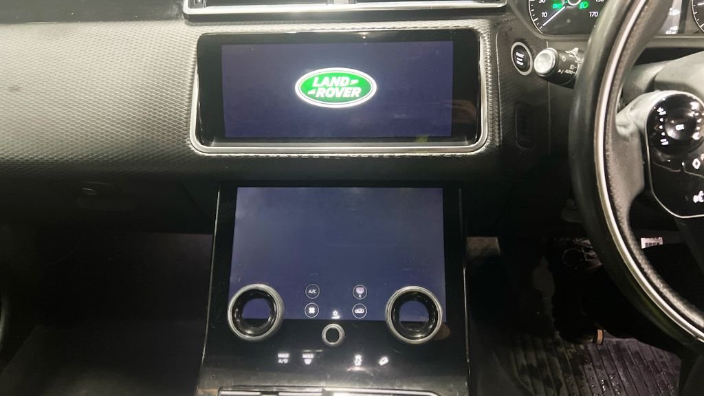 Used Land Rover Range Rover Velar 2018 for sale - 77642406: Photo 11