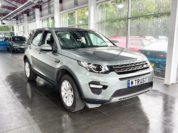 Used Land Rover Discovery Sport 2015 for sale - 79288238: Photo