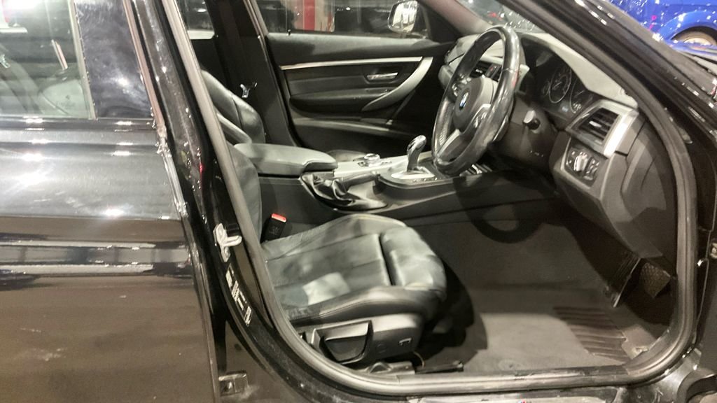 Used BMW 3 Series 2019 for sale - 76841523: Photo 11