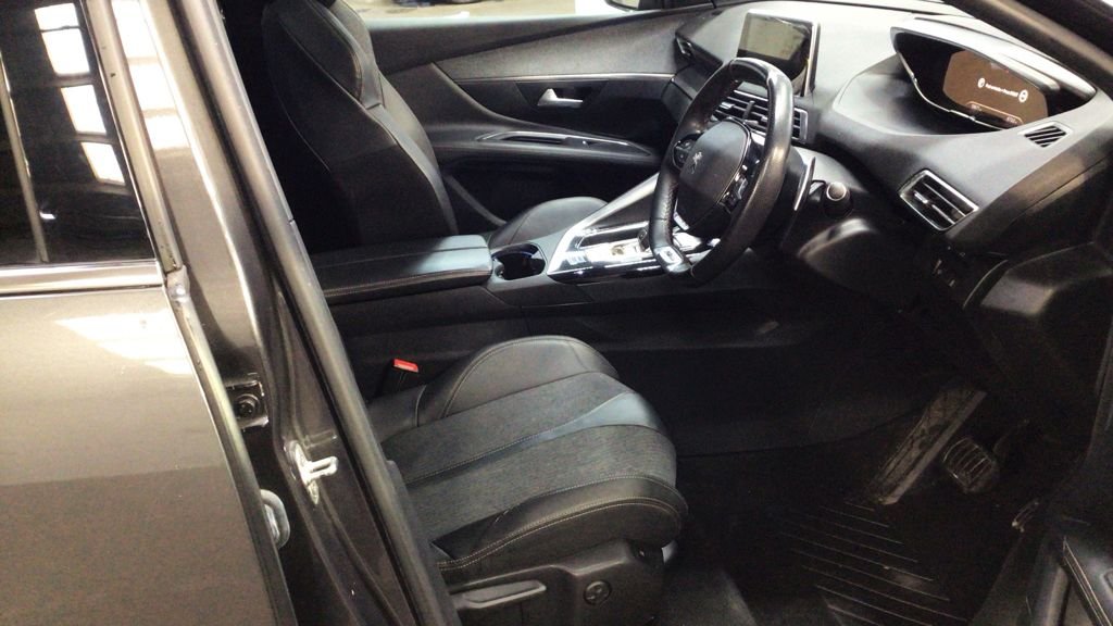 Used Peugeot 3008 2020 for sale - 76841548: Photo 10
